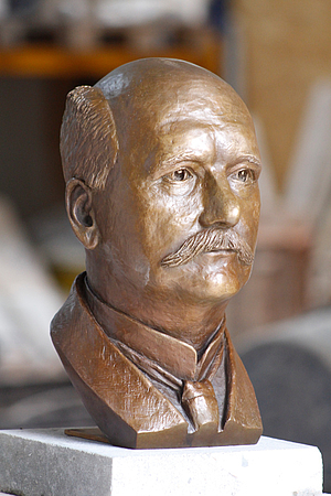 The bronze bust of Albrecht Kossel (1853-1927)